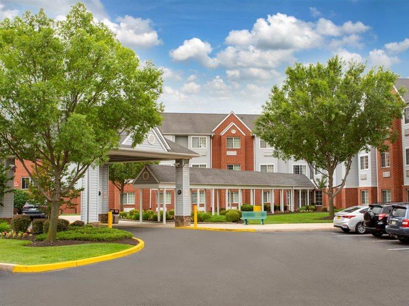 Microtel Inn & Suites By Wyndham Philadelphia Airport Exterior foto