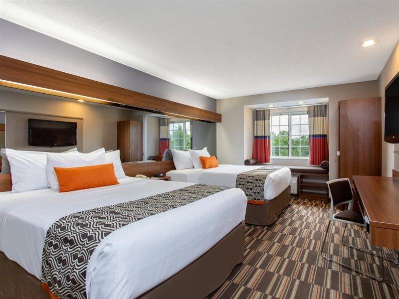 Microtel Inn & Suites By Wyndham Philadelphia Airport Exterior foto