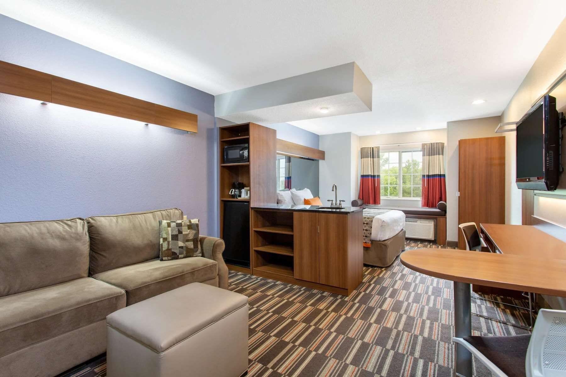 Microtel Inn & Suites By Wyndham Philadelphia Airport Exterior foto