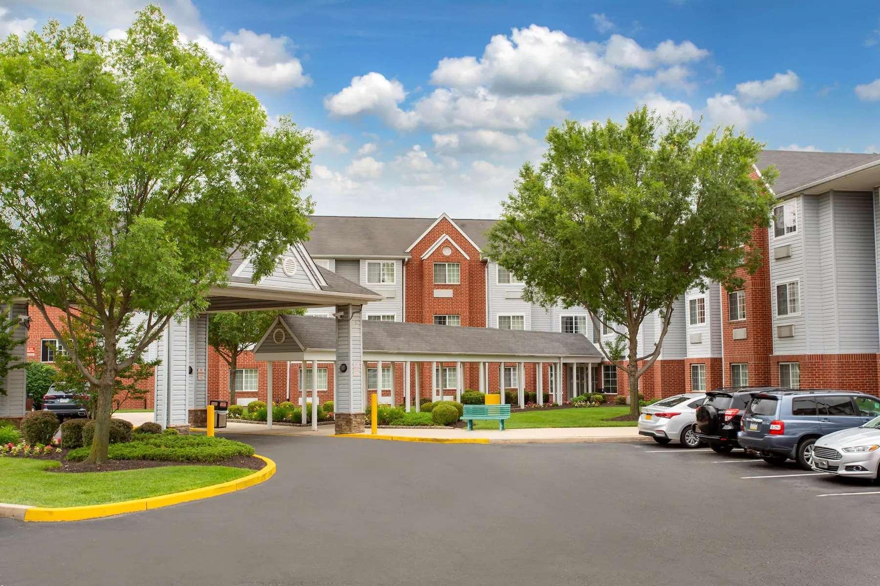 Microtel Inn & Suites By Wyndham Philadelphia Airport Exterior foto